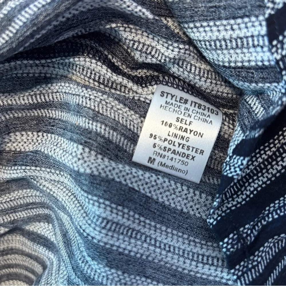 shirt size medium - Picture 5 of 5